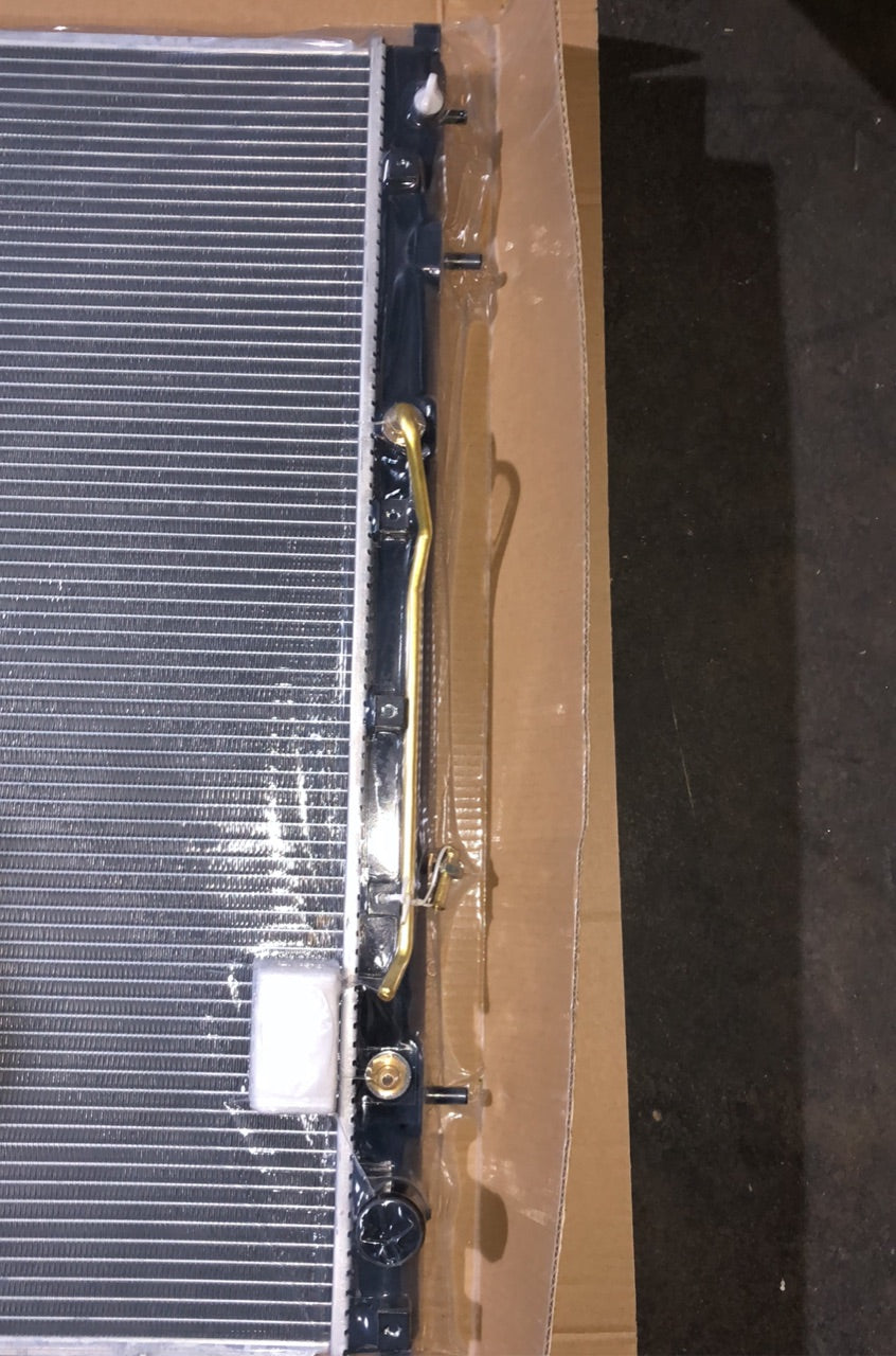 Radiator Suitable For Mitsubishi 380 DB 3.8L V6 2005–2008 Automatic & Manual Transmission