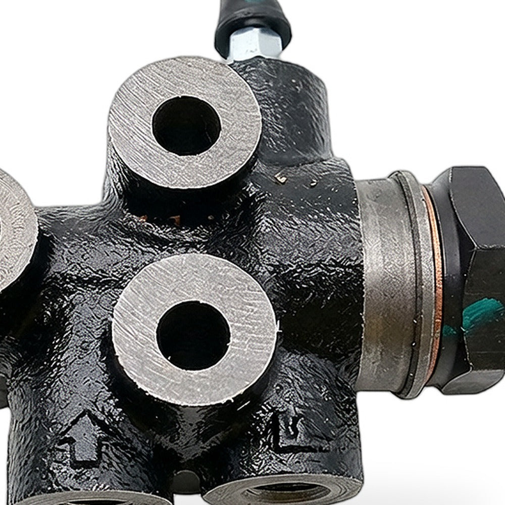 Brake Proportioning Valve Suitable for Toyota Hiace Regius Ace 1995-2006 - XQ1