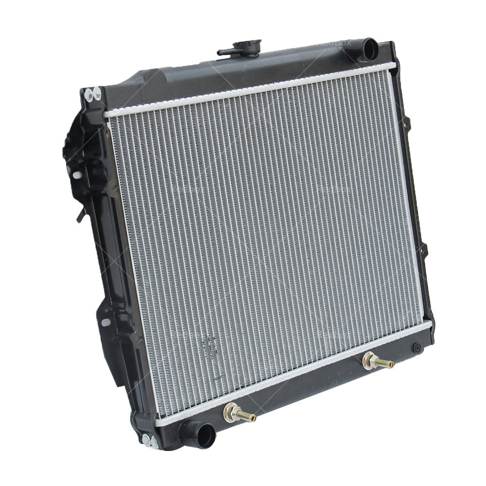 {{ Radiator Suitable For Toyota Hilux RN85 RN90 YN85 22R 21R Petrol 2. 4 AT MT 88-97 }} - Buy Car Parts Online at {{ Kaka Auto Parts }}.