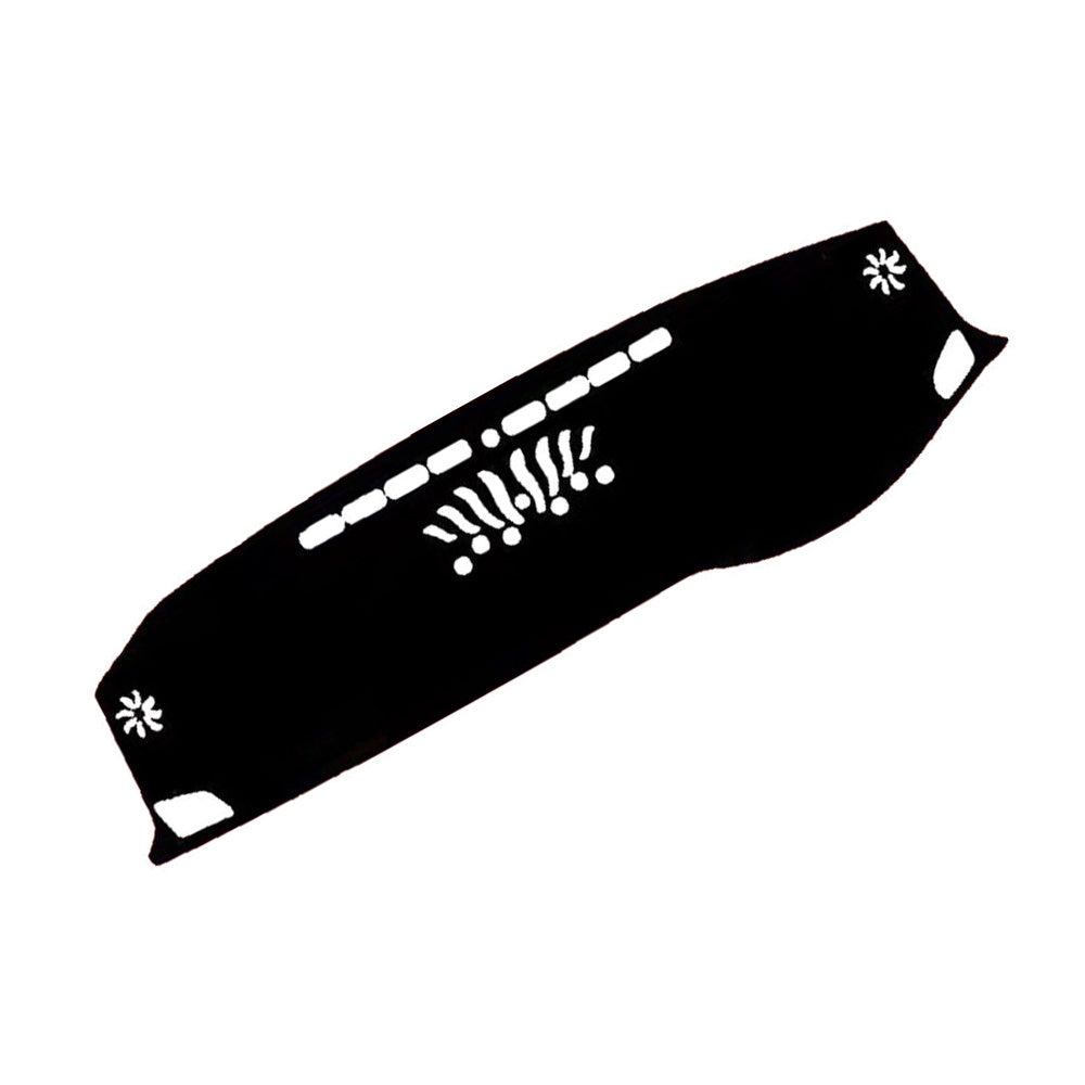 {{ Non-Slip Dash Mat Suitable For LDV D90 SV9A 2017-2022 Dashboard Cover }} - Buy Car Parts Online at {{ Kaka Auto Parts }}.