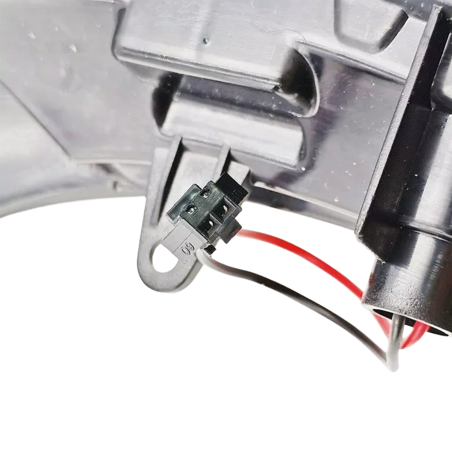 {{ Side Mirror Turning Indicator Light Right Side Suitable for LDV G10 2015-On }} - Buy Car Parts Online at {{ Kaka Auto Parts }}.