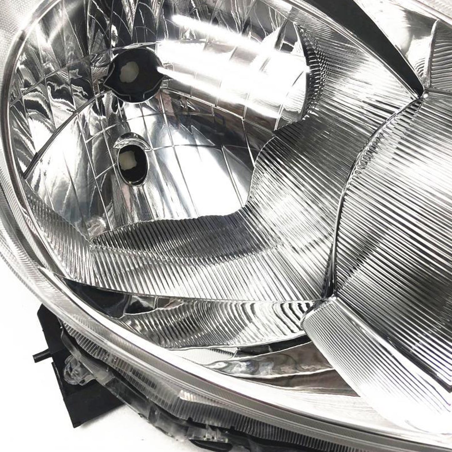 Manual Adjuster Right Head Light Lamp Suitable for Nissan Micra K13 2010-2012