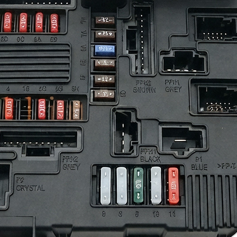 Fuse Box 5118399300 Suitable for Renault Clio II Kangoo I Thalia I 8200306033 - XQ1