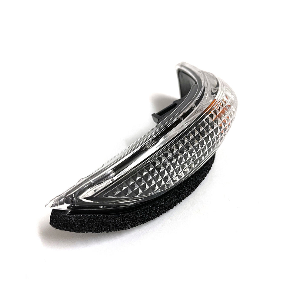 Right Side Mirror Blinker Light Suitable For Toyota Corolla ZRE182 2012-2018