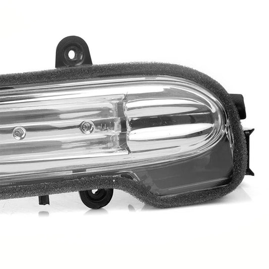 Right Mirror LED Indicator Lamp Suitable for Mercedes C Class W203 2004¨C2007