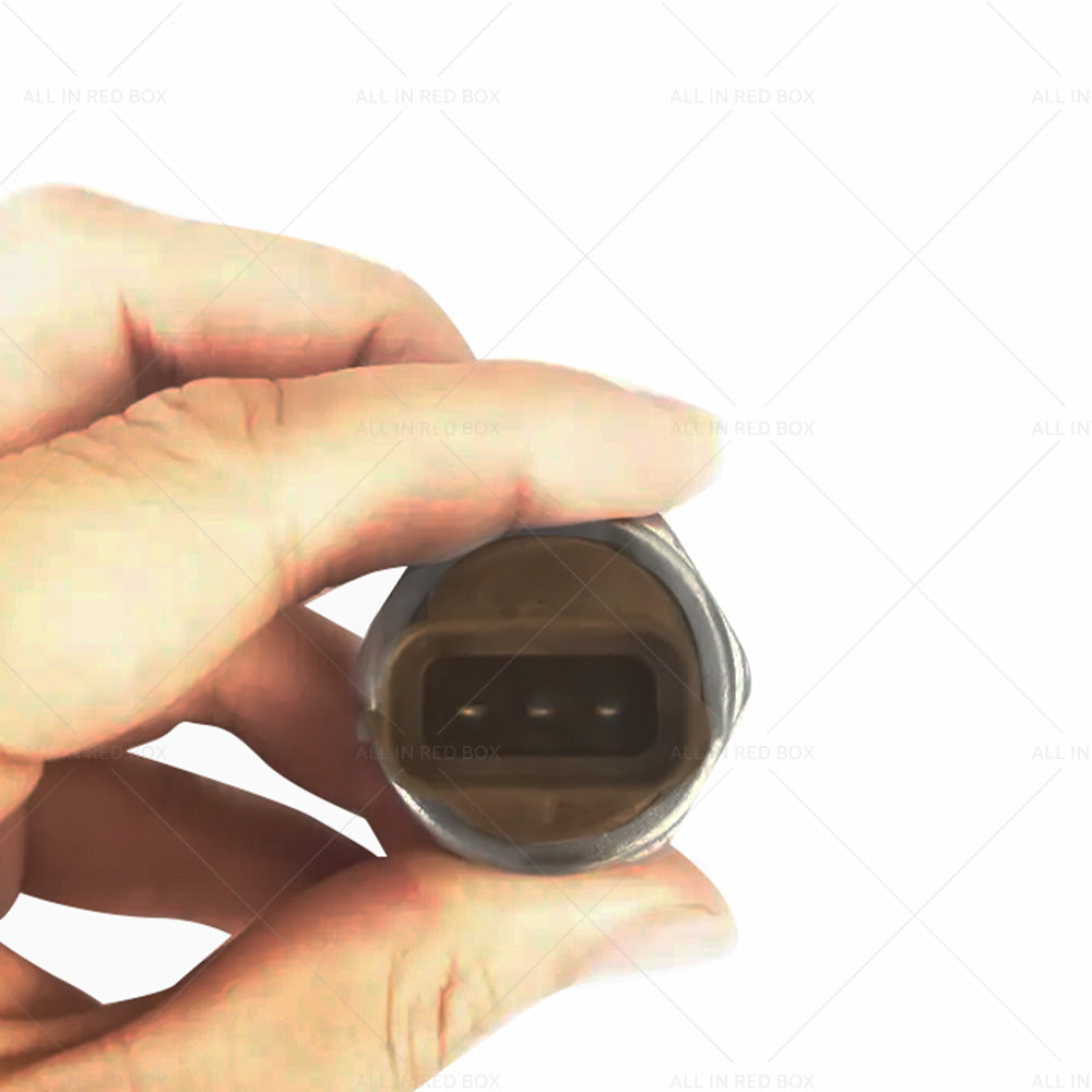 {{ Fuel Rail Pressure Sensor Suitable For Navara D40 2004 on Pathfinder R51 05-12 }} - Buy Car Parts Online at {{ Kaka Auto Parts }}.