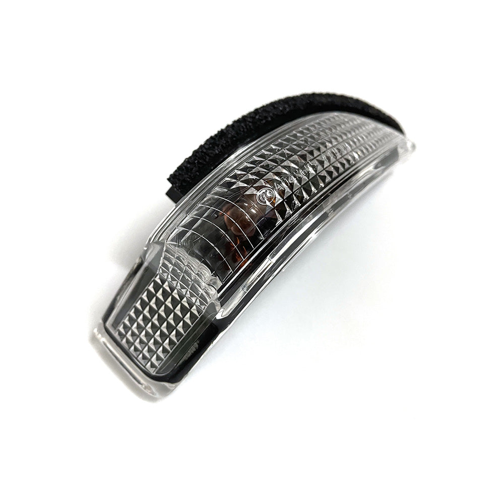 Right Side Mirror Blinker Light Suitable For Toyota Corolla ZRE182 2012-2018
