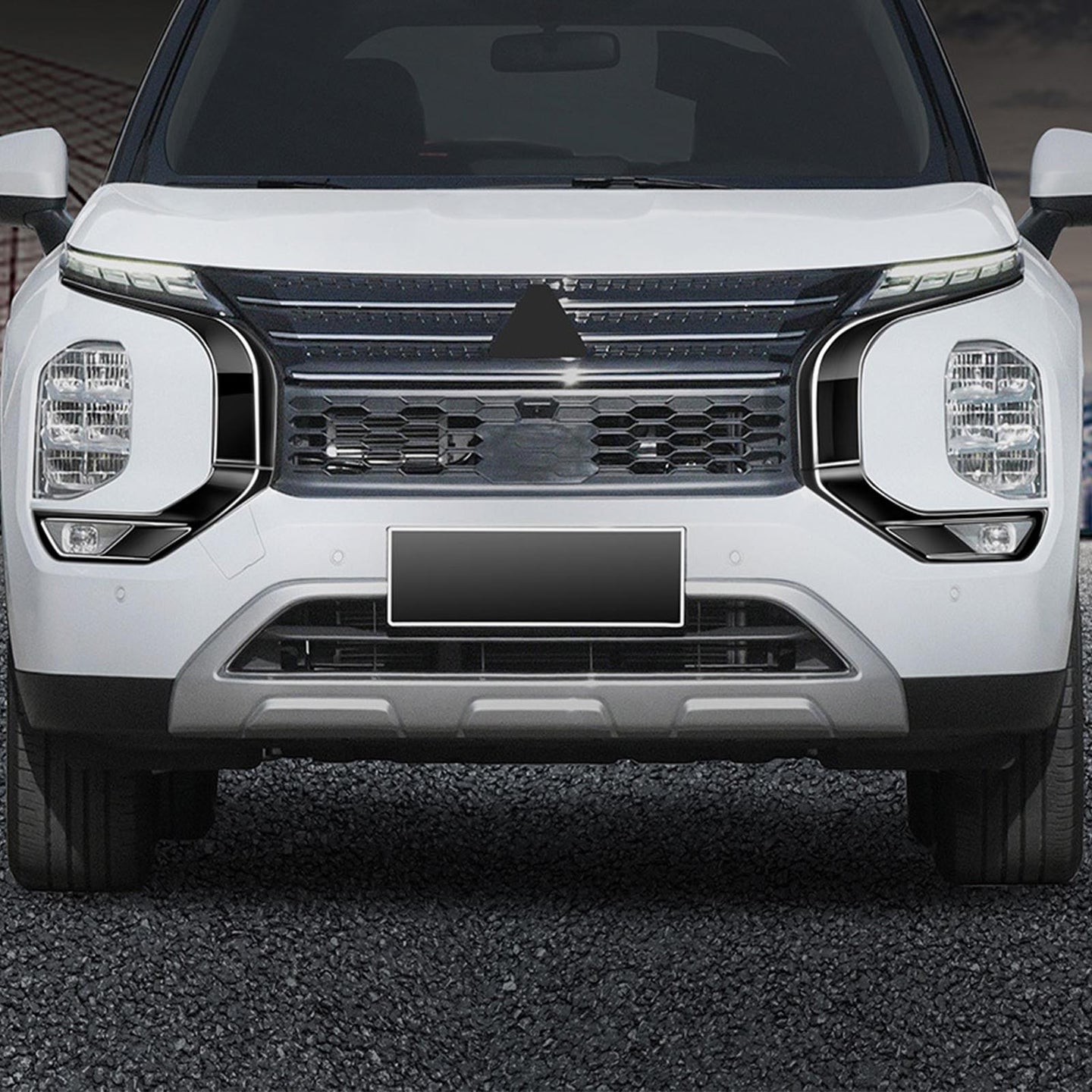 {{ Front Grill Molding Trim Protector Cover Suitable For Mitsubishi Outlander 22-24 }} - Buy Car Parts Online at {{ Kaka Auto Parts }}.